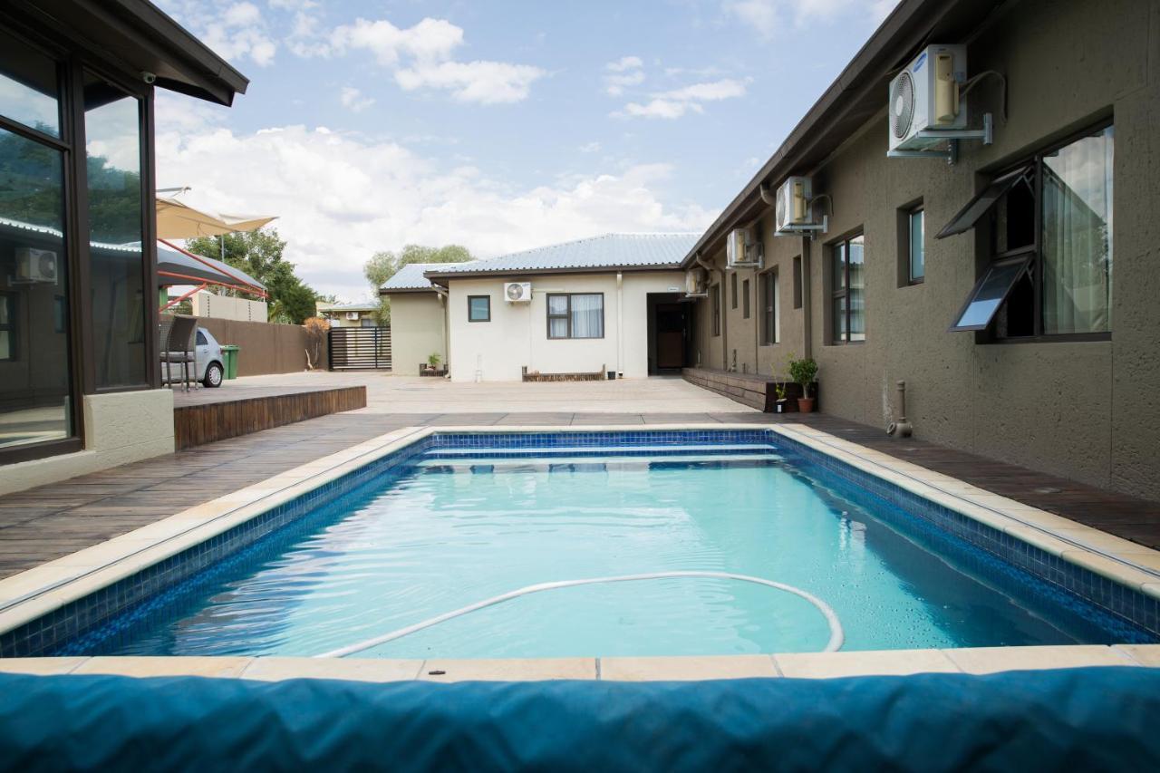 A-Z Boutique Guesthouse Windhoek Exteriör bild
