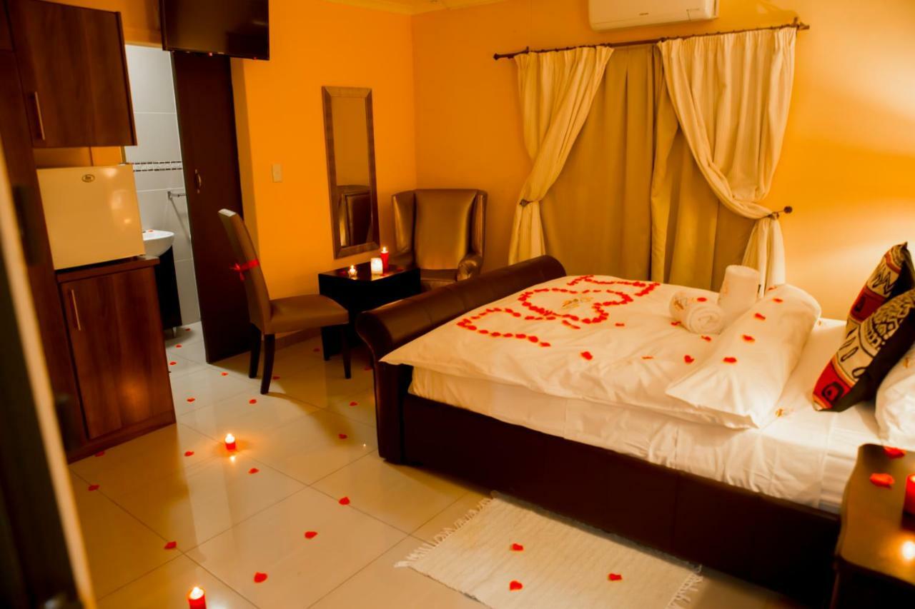 A-Z Boutique Guesthouse Windhoek Exteriör bild